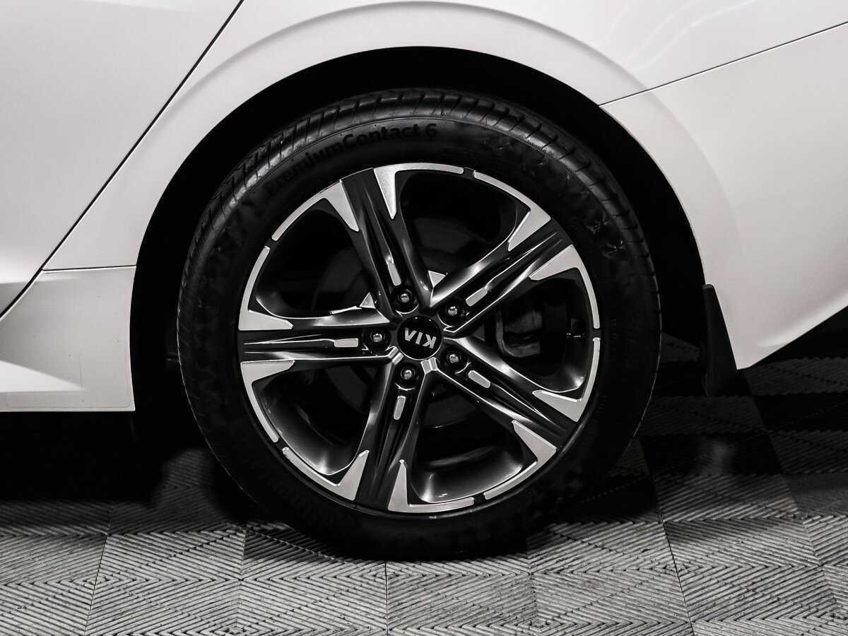 Kia K5 2021 года с пробегом. Фото: #17