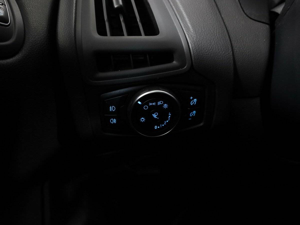 Ford Focus 2018 года с пробегом. Фото: #17