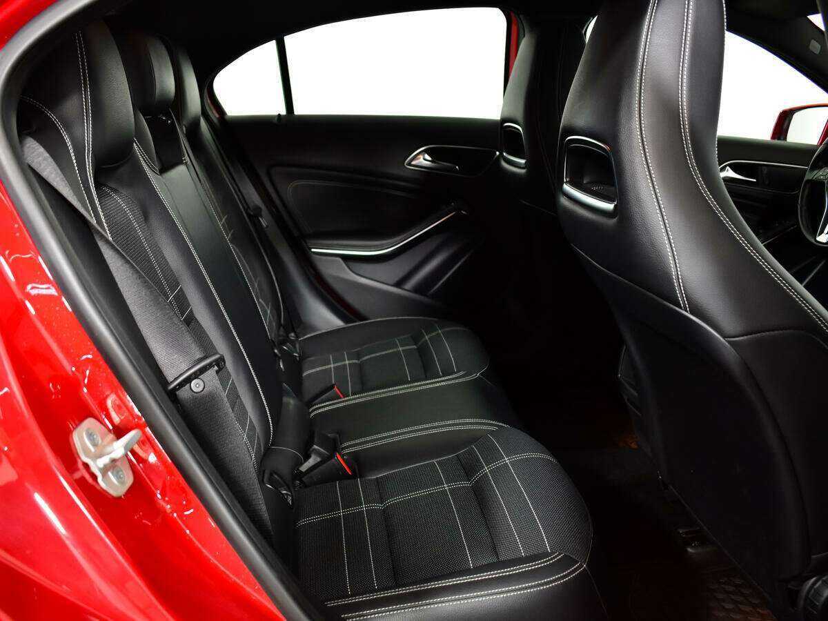 Mercedes-Benz A-Класс 2013 года с пробегом. Фото: #9