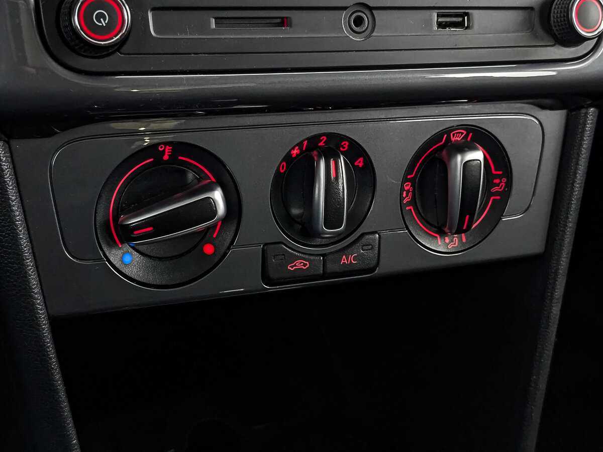 Volkswagen Polo 2019 года с пробегом. Фото: #20