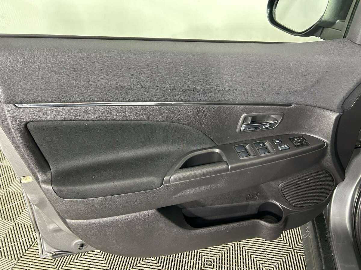 Mitsubishi ASX 2012 года с пробегом. Фото: #7