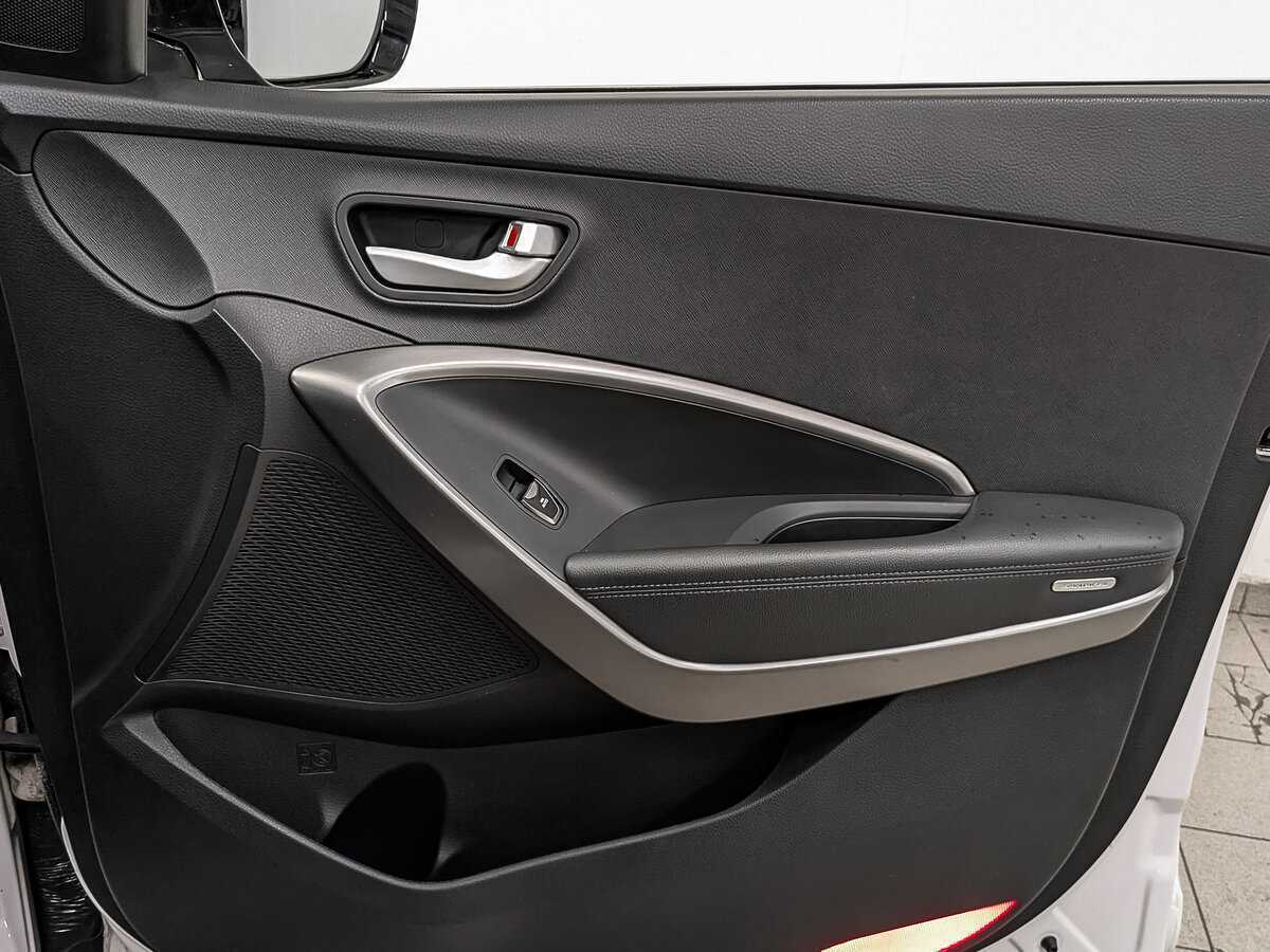 Hyundai Santa Fe 2014 года с пробегом. Фото: #24