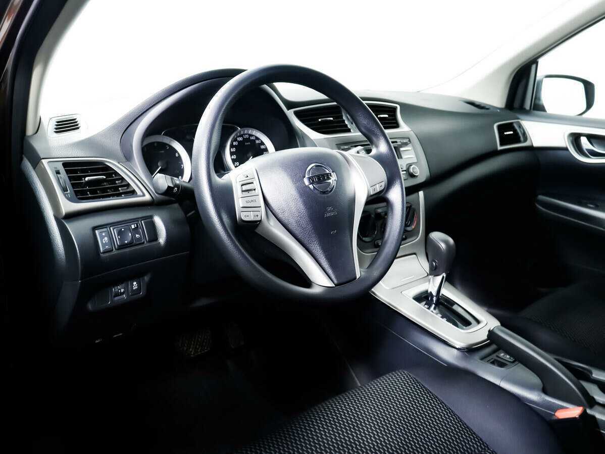 Nissan Tiida 2015 года с пробегом. Фото: #10