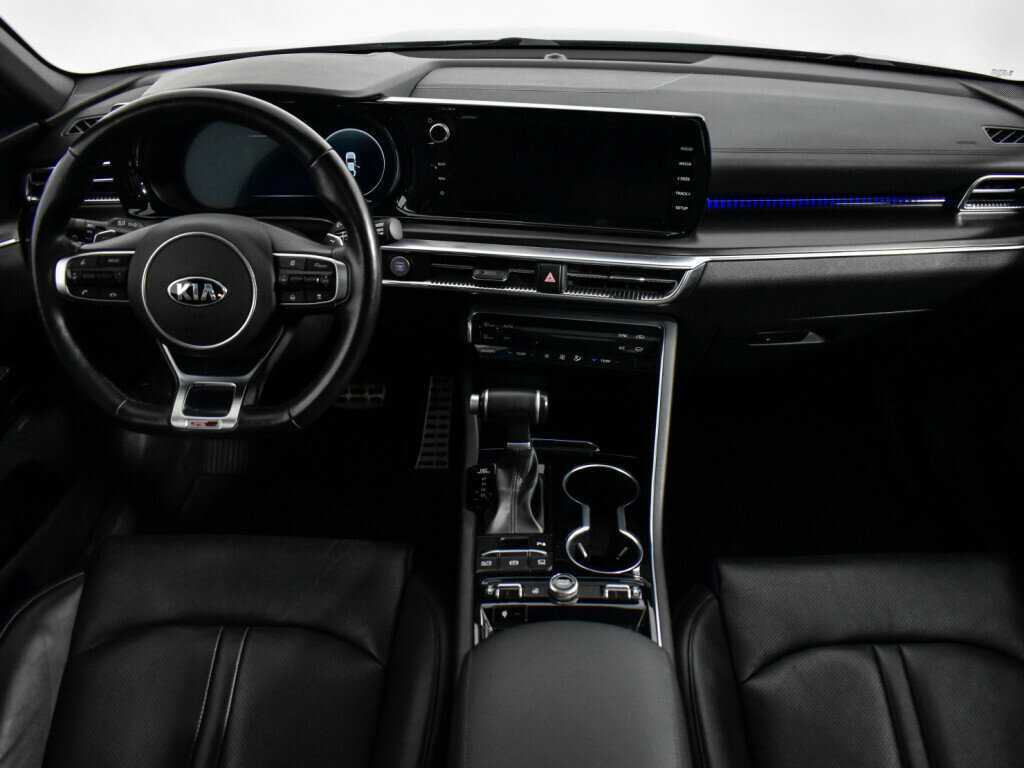 Kia K5 2020 года с пробегом. Фото: #13