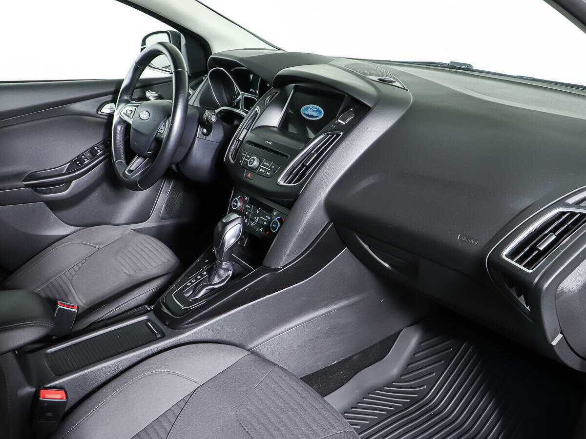 Ford Focus 2017 года с пробегом. Фото: #8