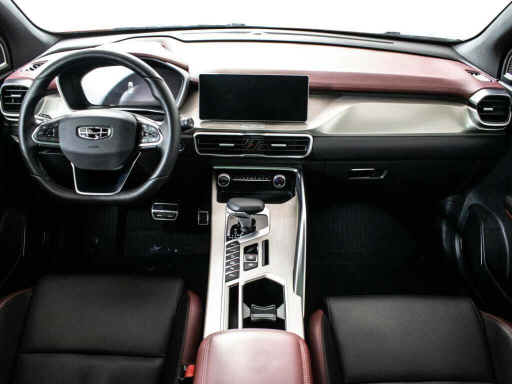 Geely Coolray 2022 года с пробегом. Фото: #12