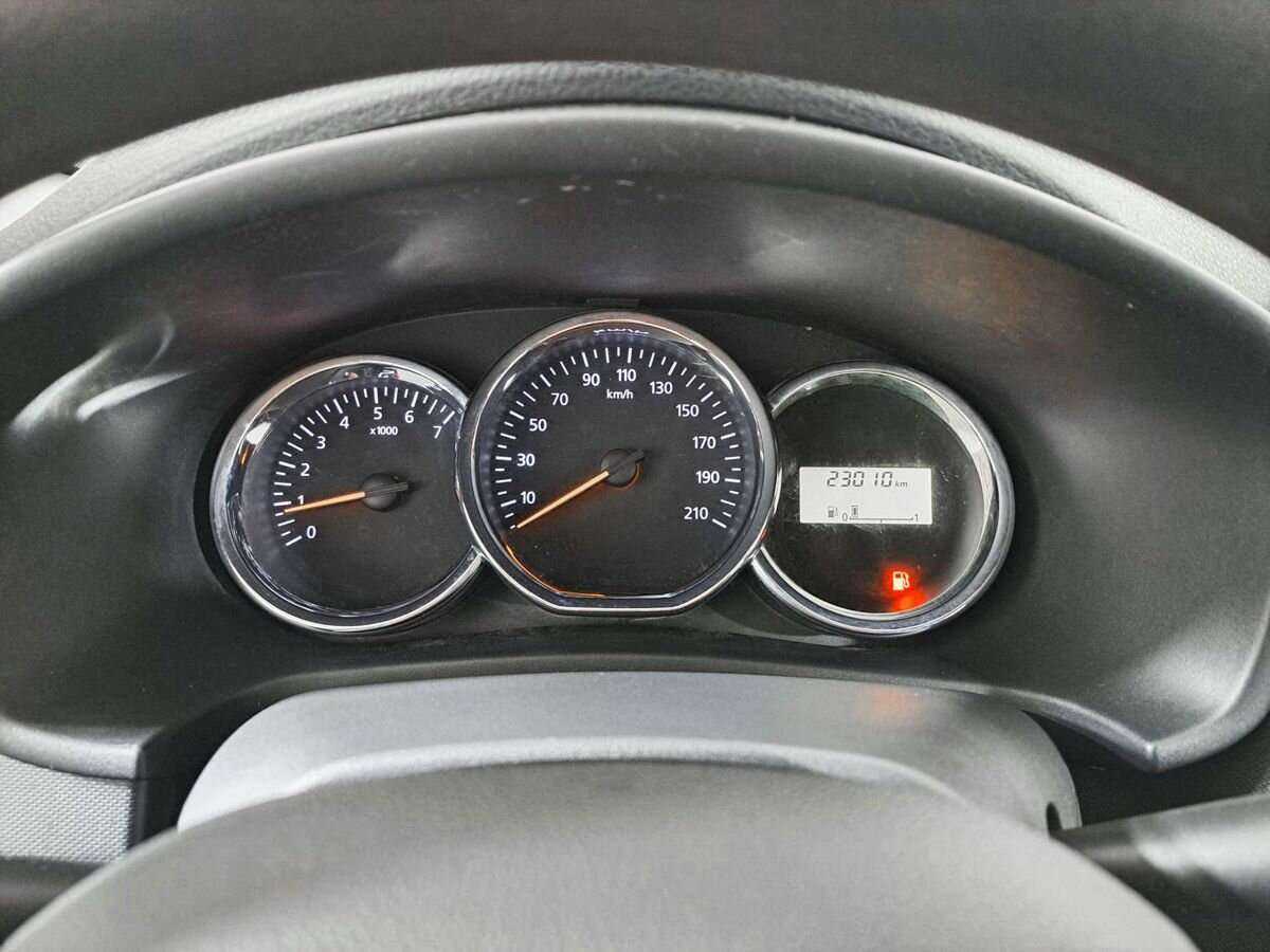 Renault Logan 2019 года с пробегом. Фото: #10