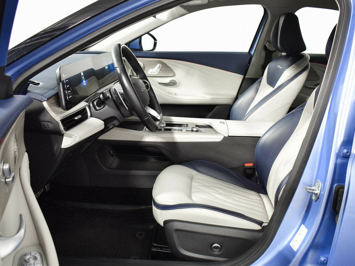 Chery Arrizo 8 2023 года с пробегом. Фото: #9