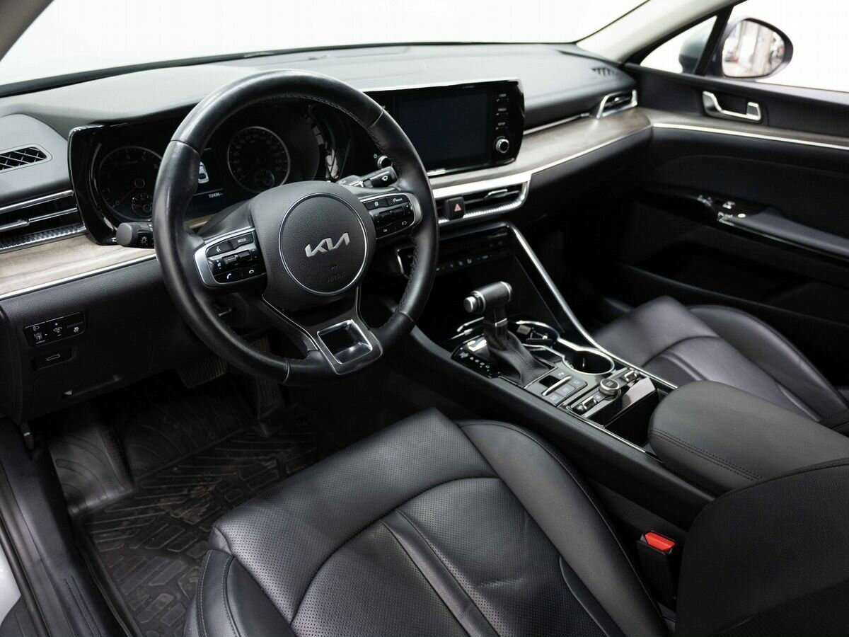 Kia K5 2021 года с пробегом. Фото: #6