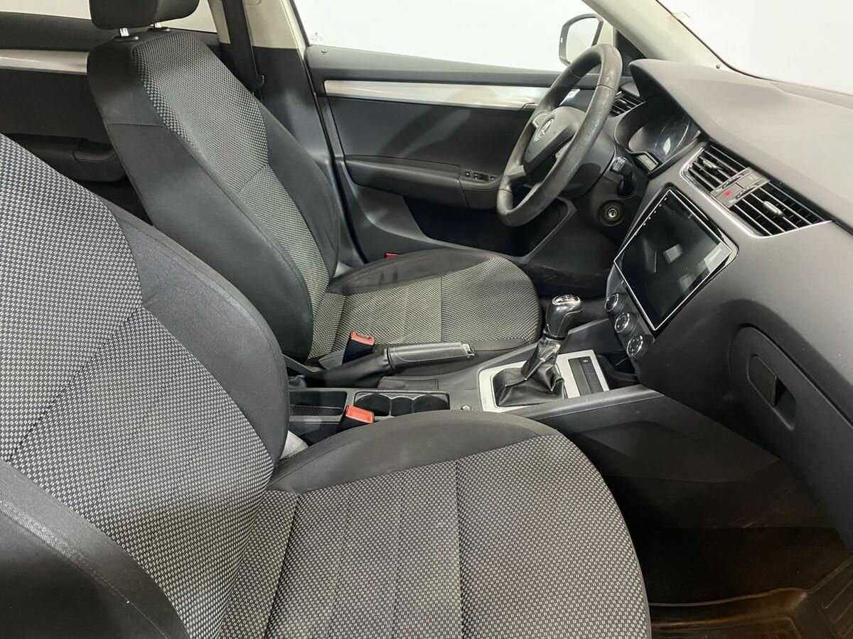 Skoda Octavia 2013 года с пробегом. Фото: #9
