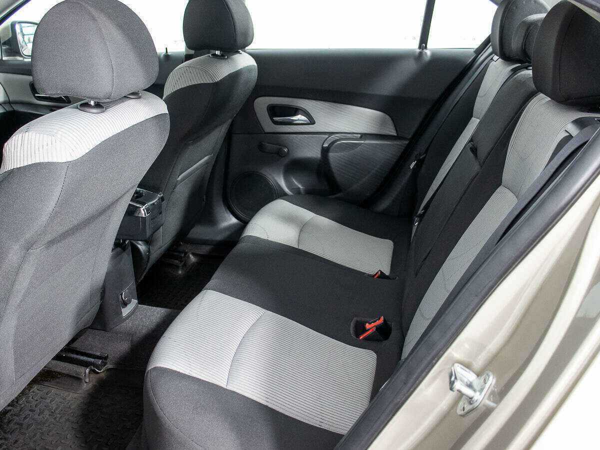 Chevrolet Cruze 2012 года с пробегом. Фото: #8