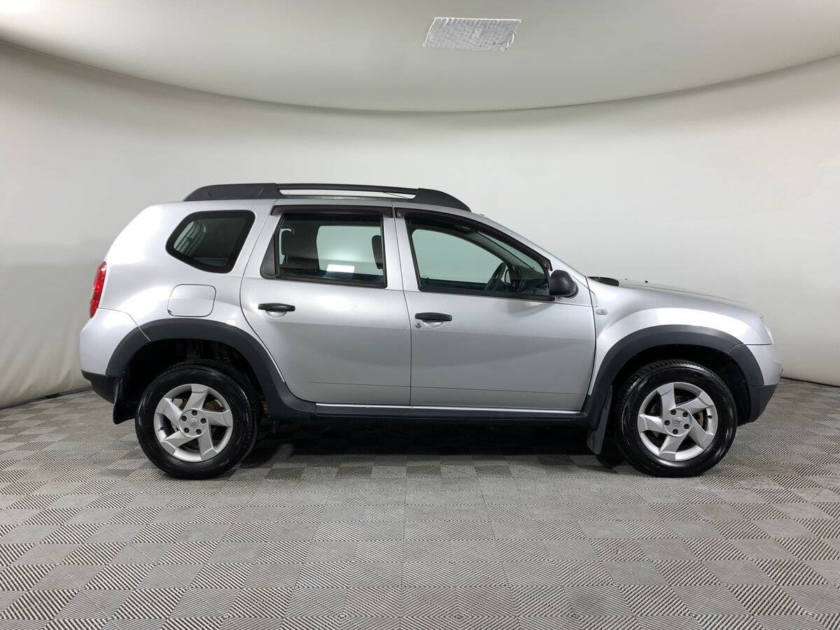 Renault Duster 2013 года с пробегом. Фото: #3