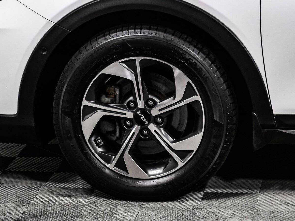 Kia XCeed 2021 года с пробегом. Фото: #14