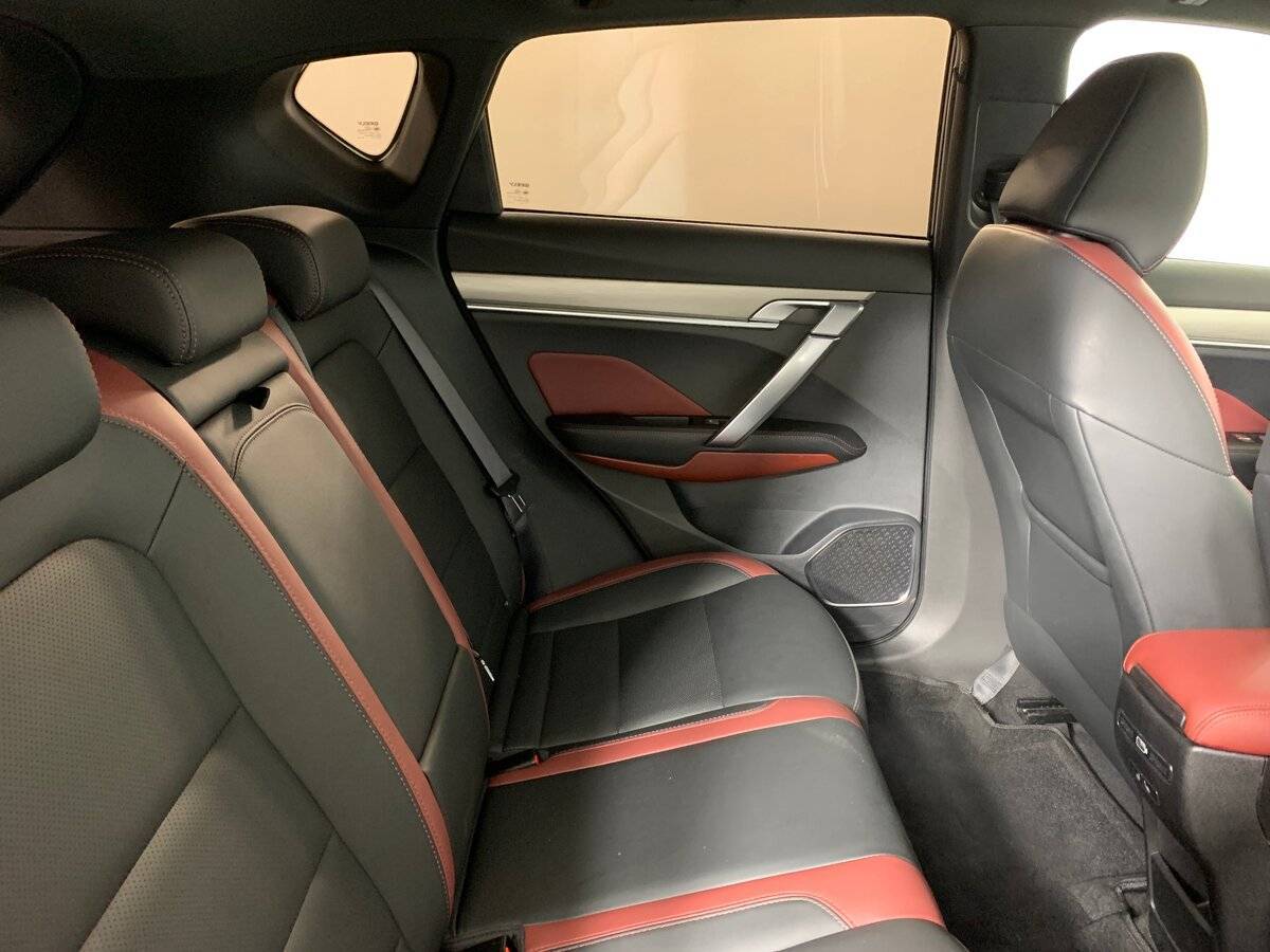 Geely Coolray 2021 года с пробегом. Фото: #16