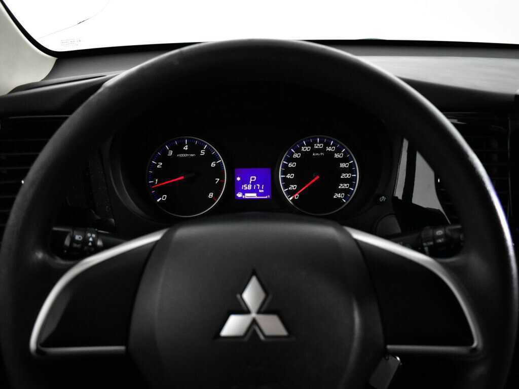Mitsubishi Outlander 2014 года с пробегом. Фото: #10