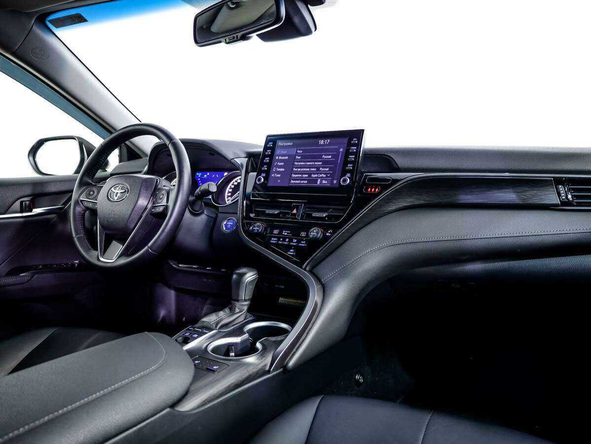 Toyota Camry 2021 года с пробегом. Фото: #7