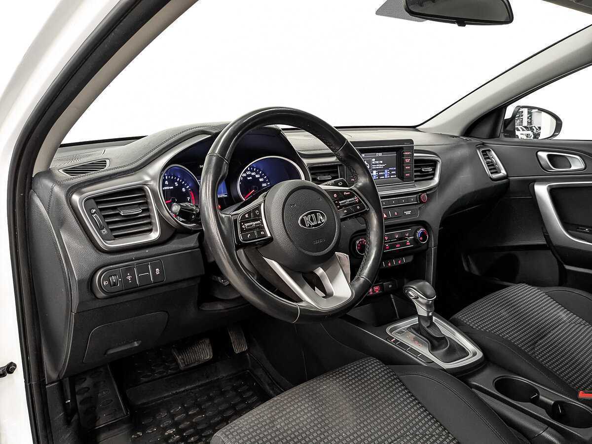 Kia Ceed 2018 года с пробегом. Фото: #12