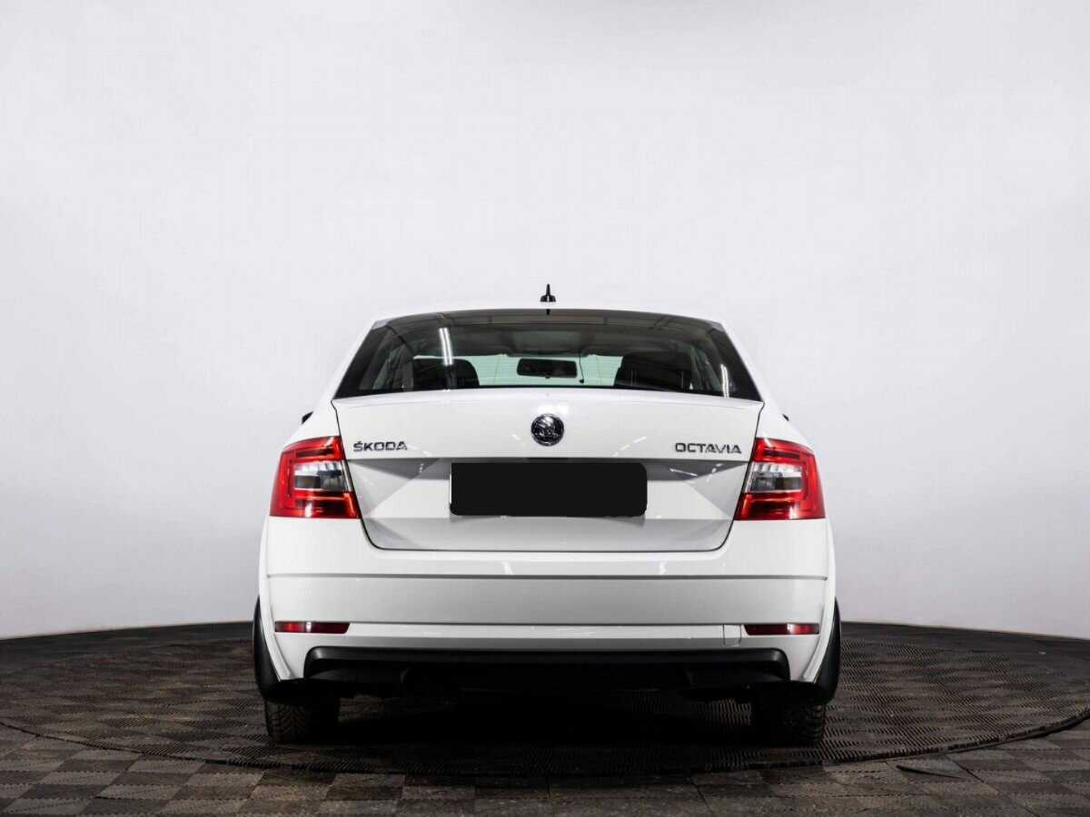 Skoda Octavia 2019 года с пробегом. Фото: #4