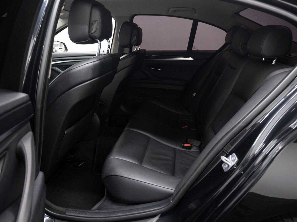 BMW 5 серии 2012 года с пробегом. Фото: #8