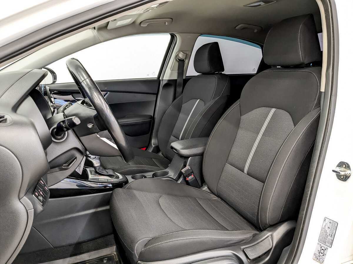 Kia Cerato 2019 года с пробегом. Фото: #17