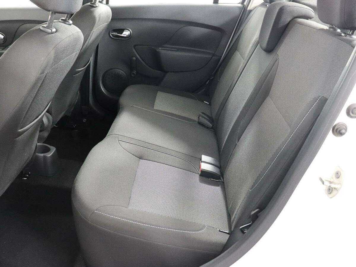 Renault Logan 2020 года с пробегом. Фото: #8