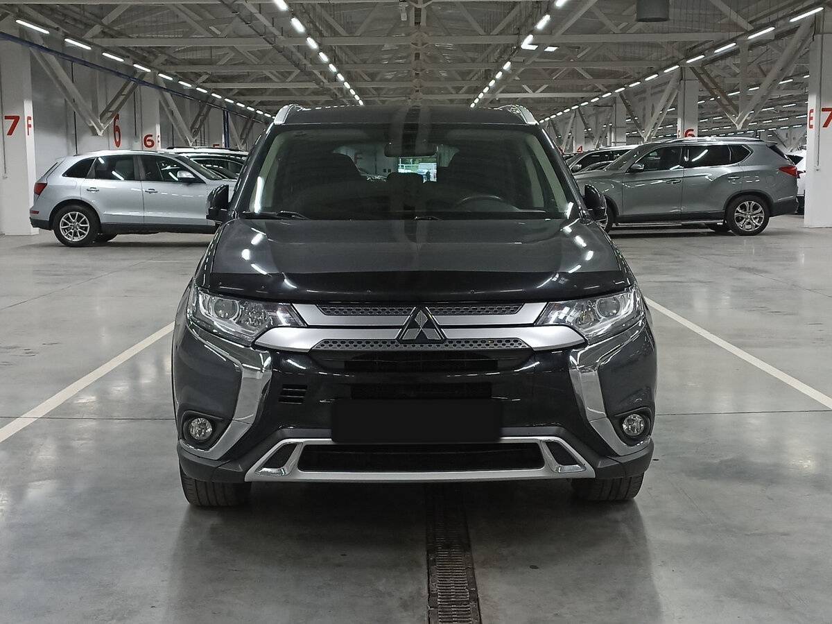 Mitsubishi Outlander 2020 года с пробегом. Фото: #1