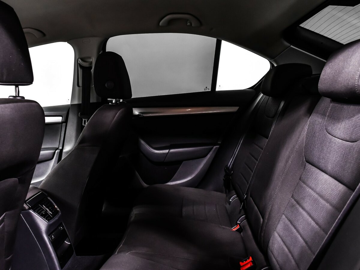 Skoda Octavia 2014 года с пробегом. Фото: #10