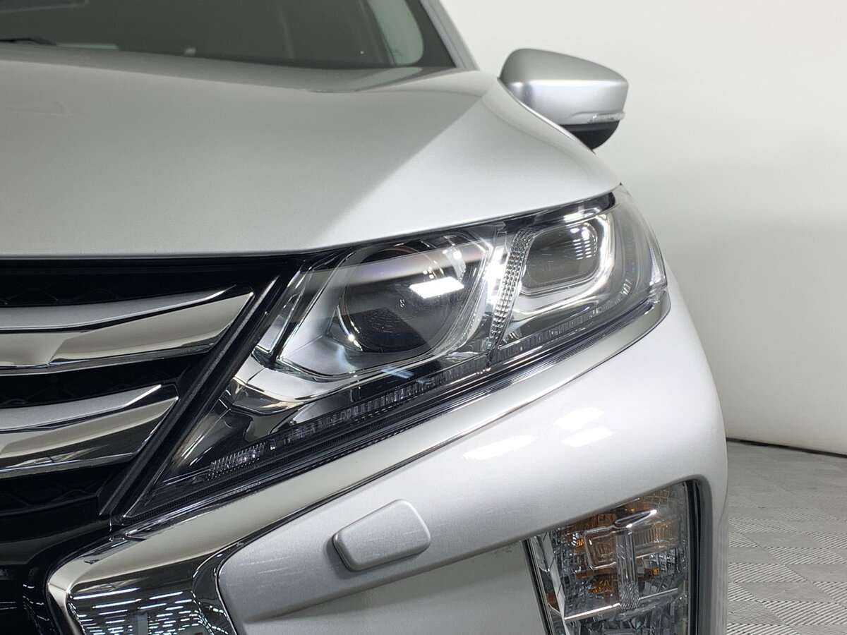 Mitsubishi Eclipse Cross 2018 года с пробегом. Фото: #9