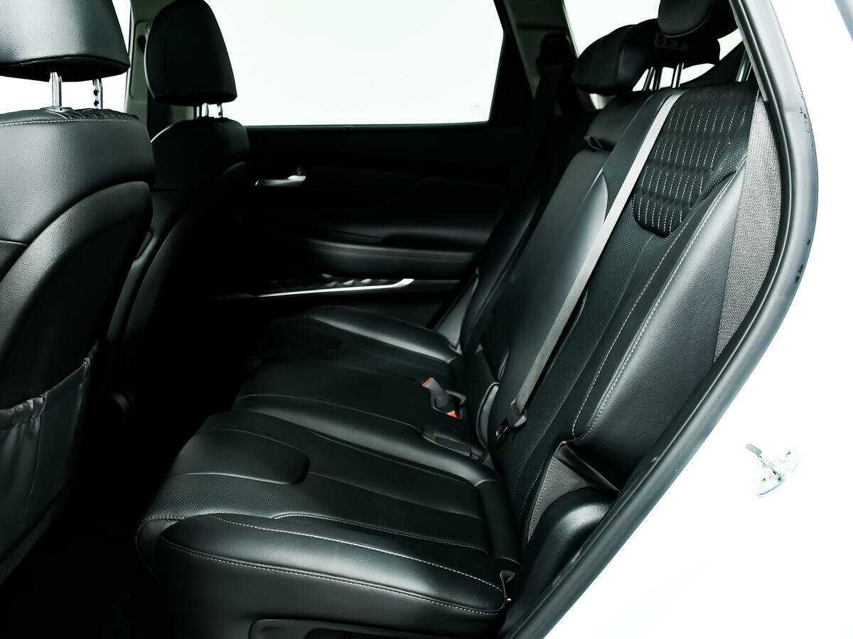 Hyundai Santa Fe 2020 года с пробегом. Фото: #11