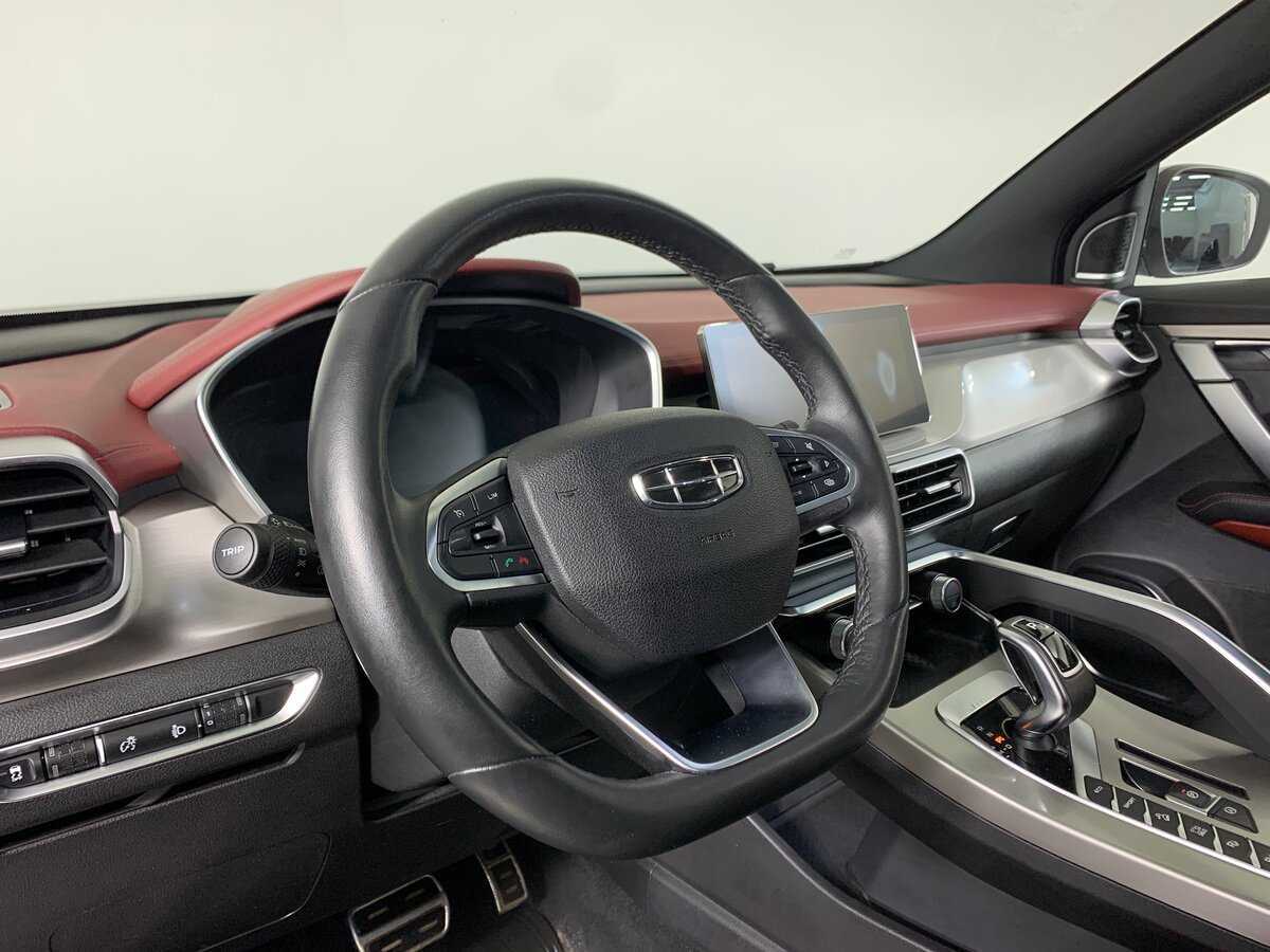 Geely Coolray 2021 года с пробегом. Фото: #11