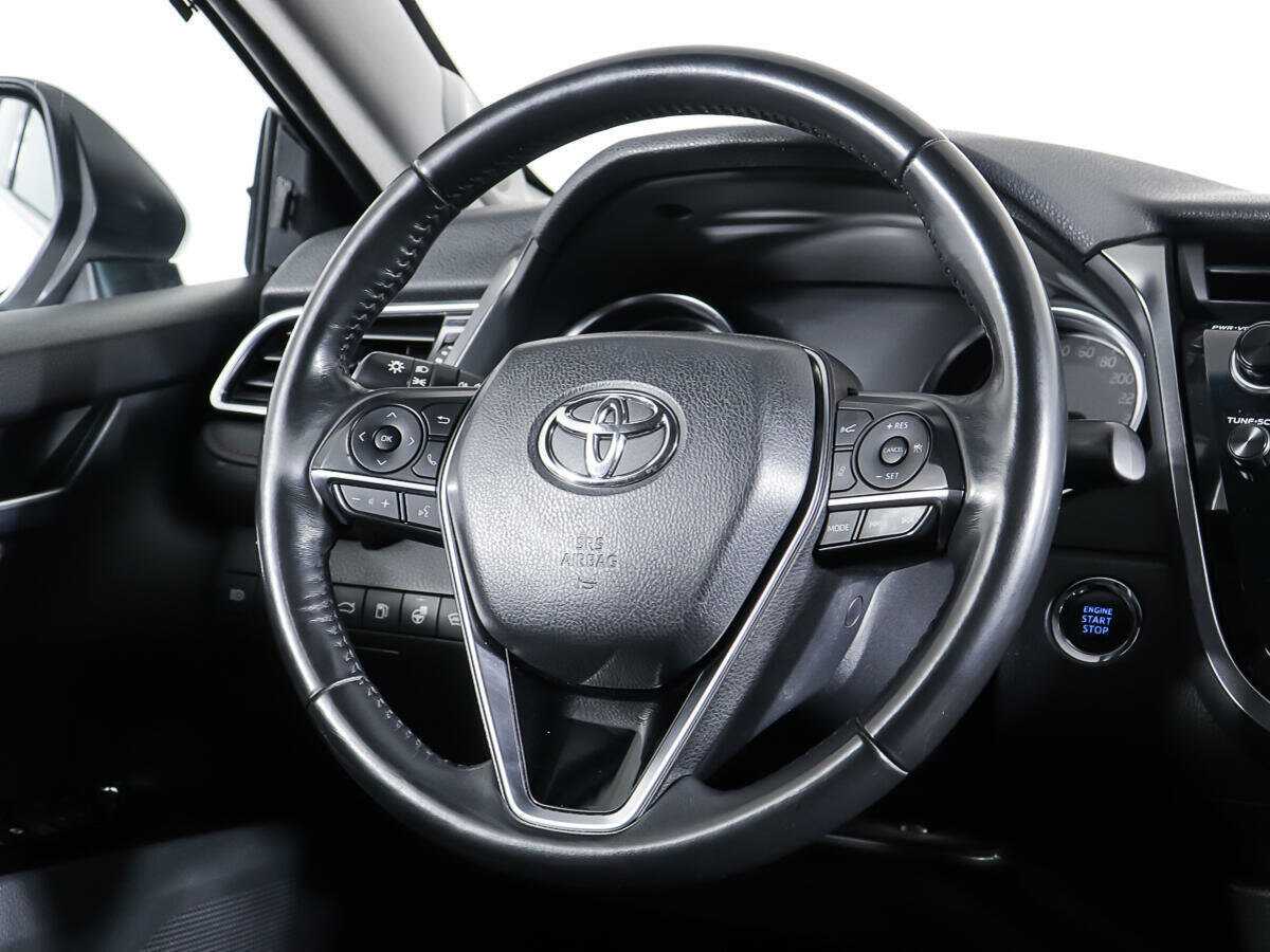 Toyota Camry 2018 года с пробегом. Фото: #15