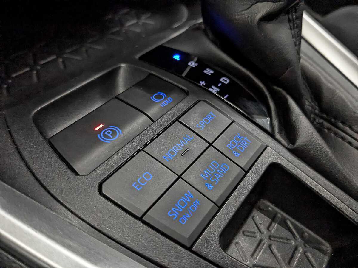 Toyota RAV4 2021 года с пробегом. Фото: #24