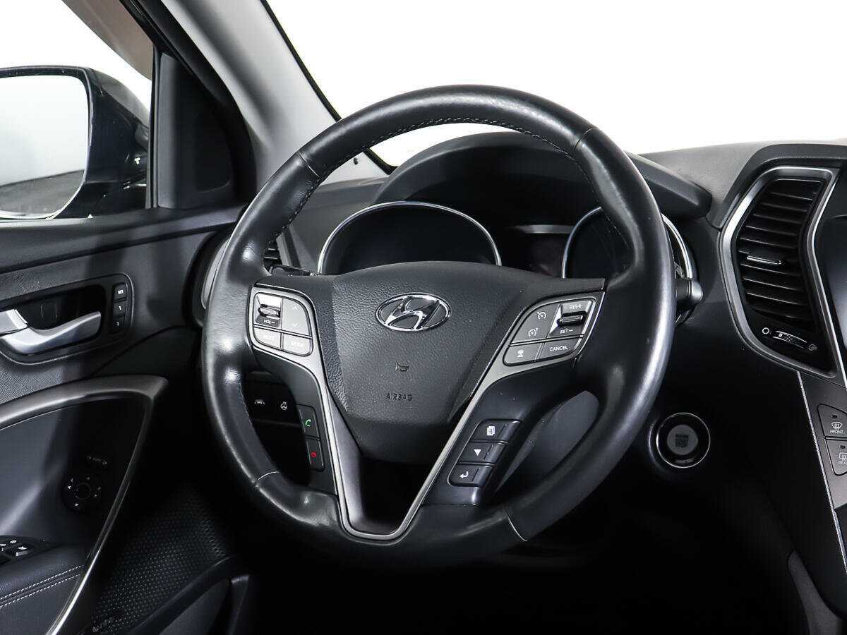 Hyundai Santa Fe 2015 года с пробегом. Фото: #14