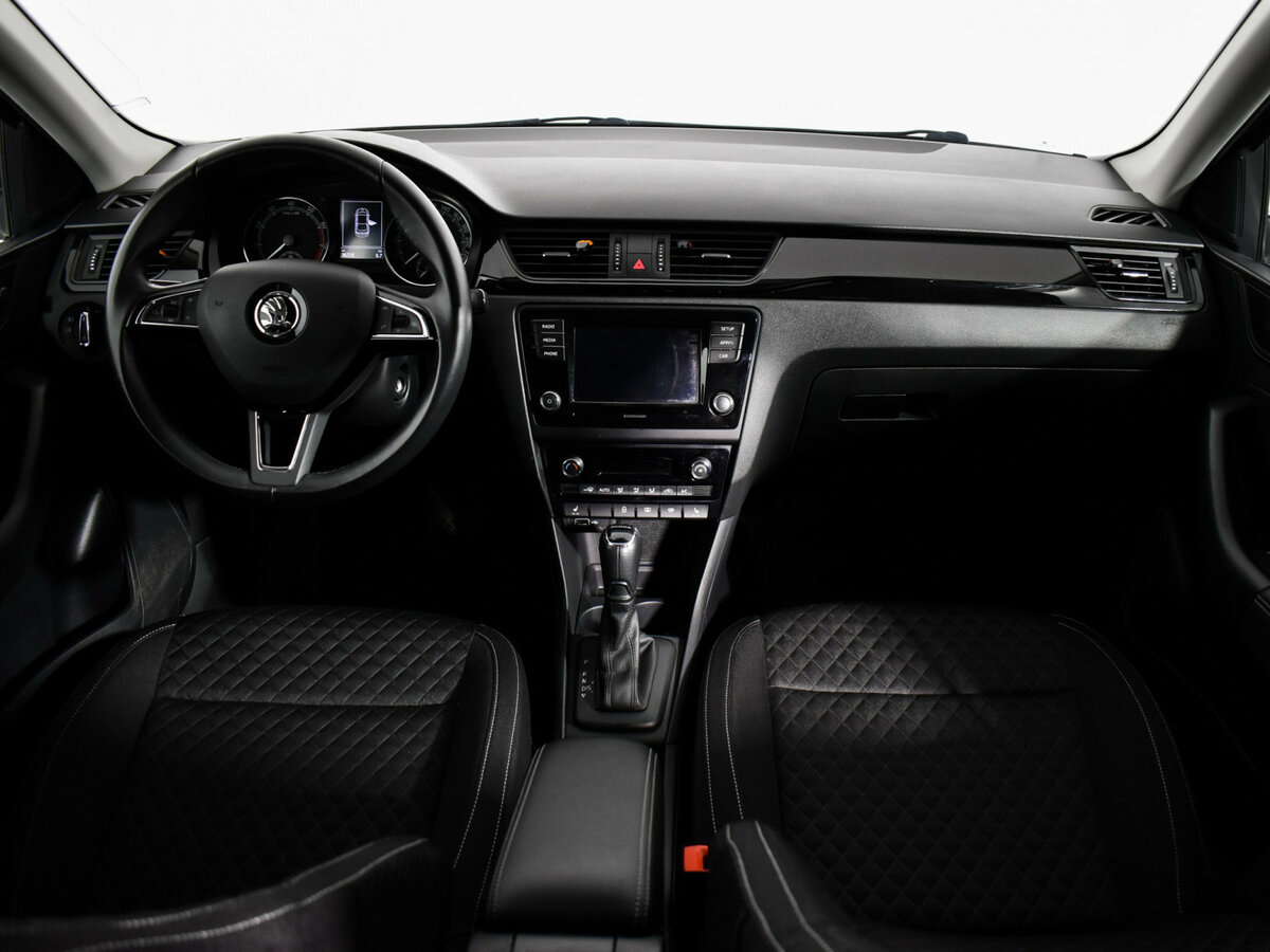 Skoda Rapid 2018 года с пробегом. Фото: #13