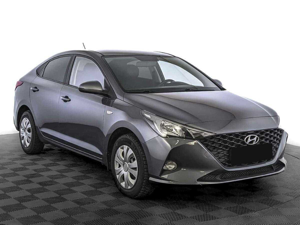 Hyundai Solaris 2021 года с пробегом. Фото: #2