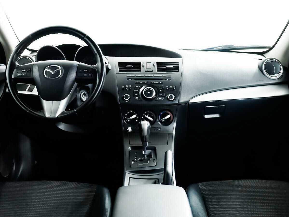 Mazda 3 2012 года с пробегом. Фото: #10