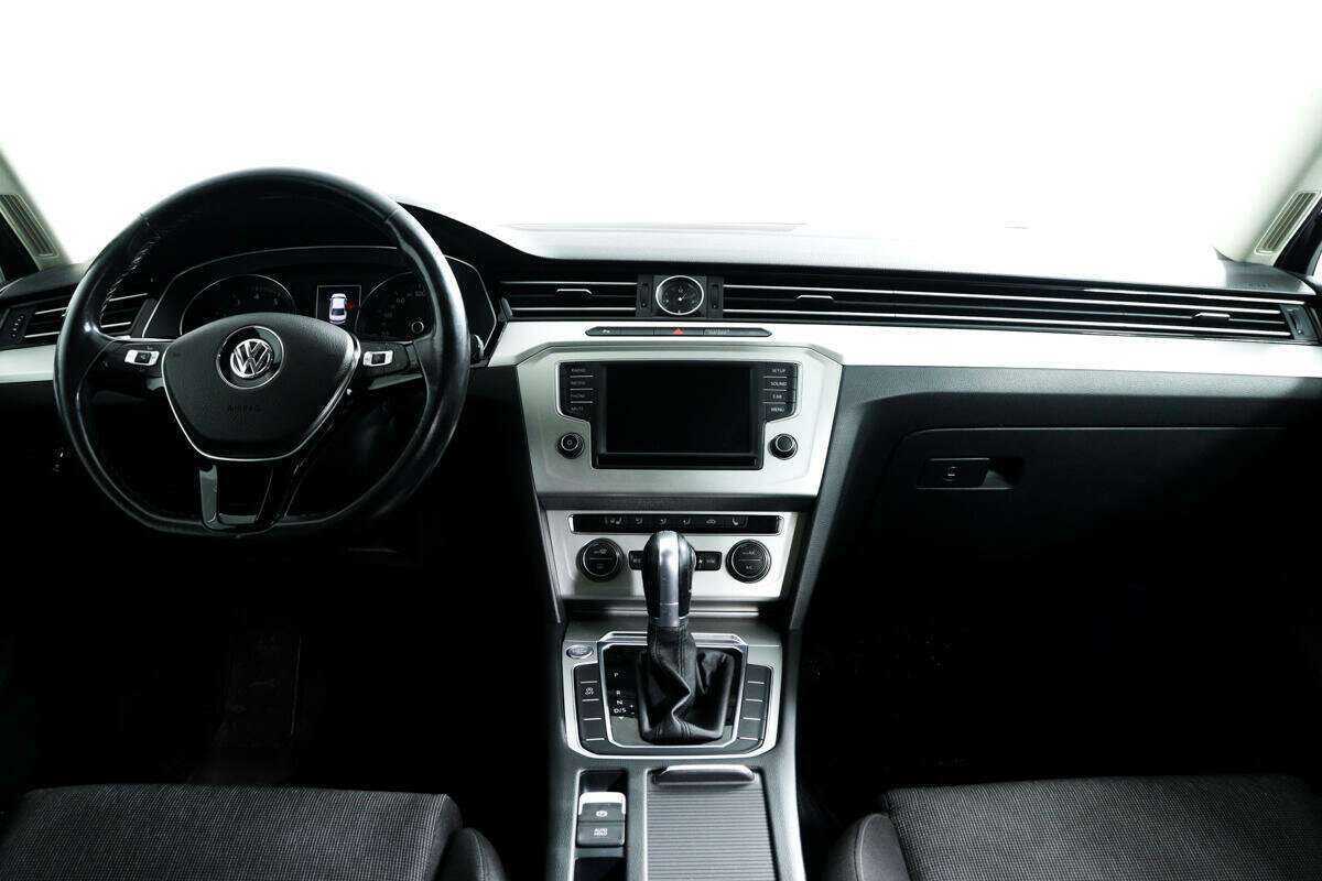 Volkswagen Passat 2016 года с пробегом. Фото: #10