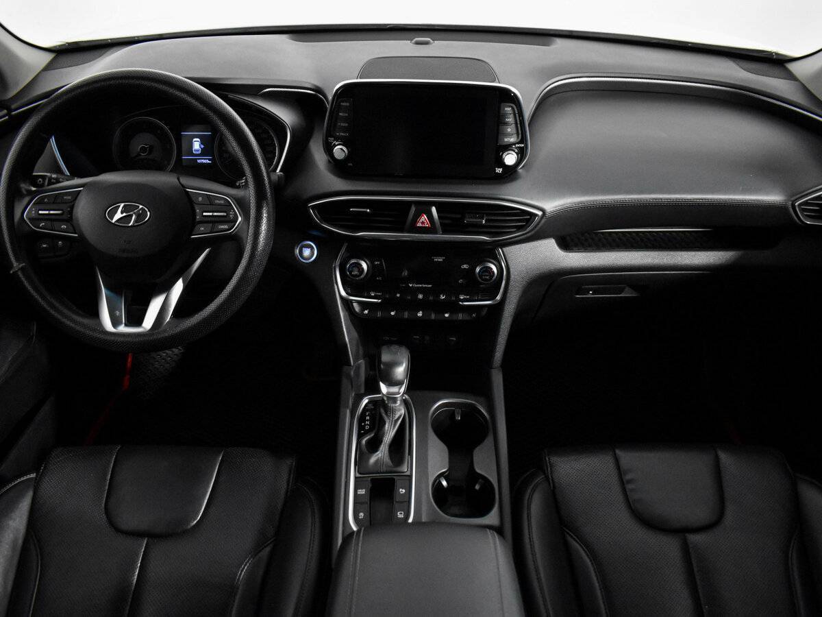 Hyundai Santa Fe 2018 года с пробегом. Фото: #13