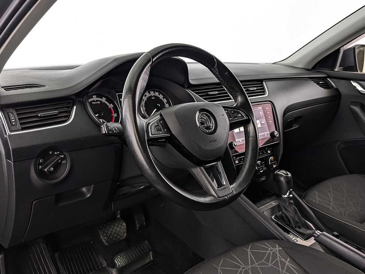 Skoda Octavia 2018 года с пробегом. Фото: #14