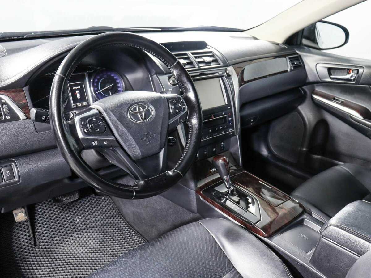 Toyota Camry 2015 года с пробегом. Фото: #11