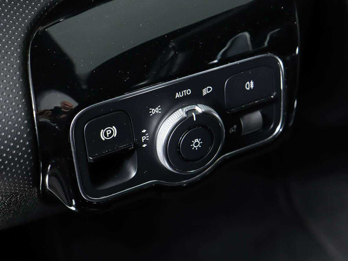 Mercedes-Benz A-Класс 2019 года с пробегом. Фото: #16