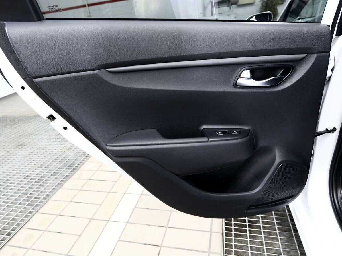 Kia Rio 2021 года с пробегом. Фото: #10