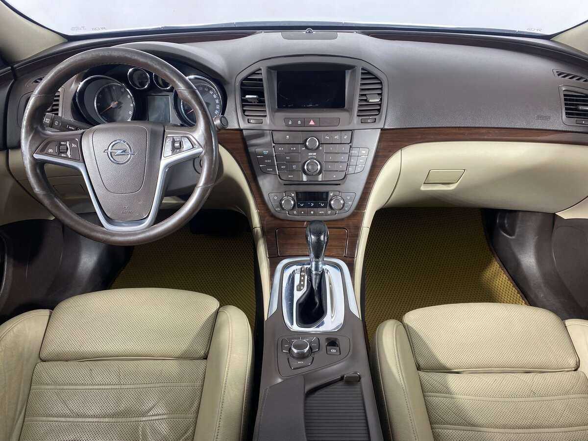 Opel Insignia 2013 года с пробегом. Фото: #9