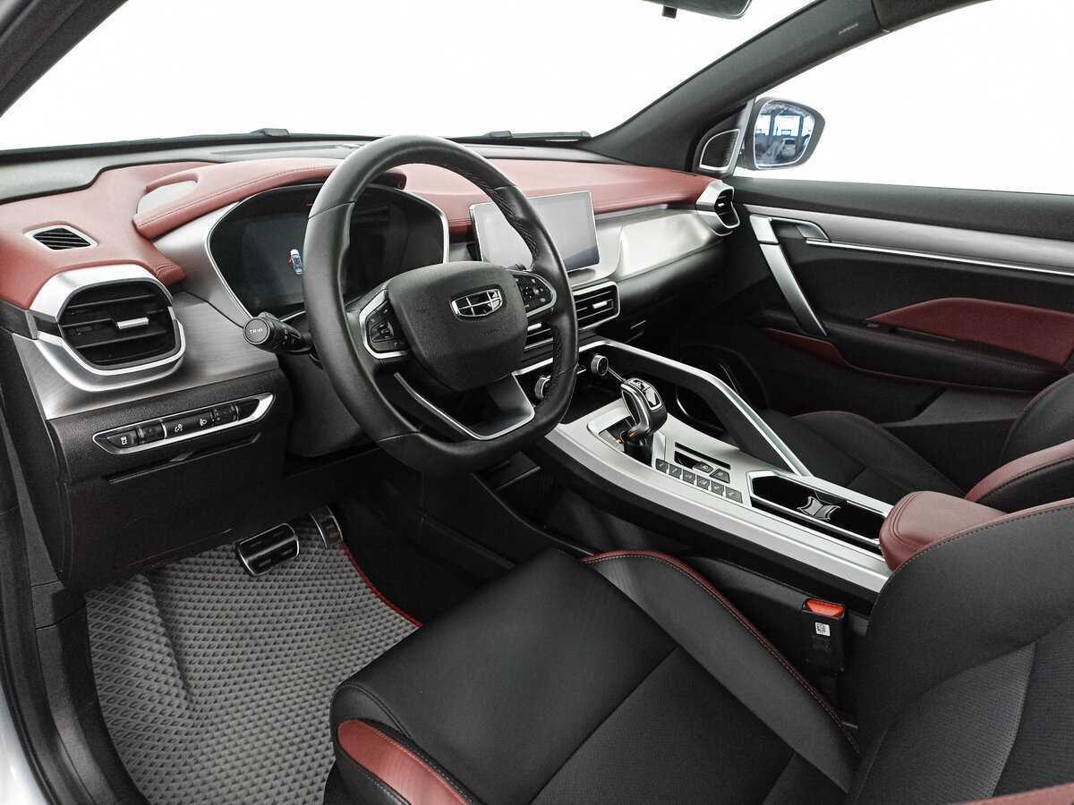 Geely Coolray 2022 года с пробегом. Фото: #12