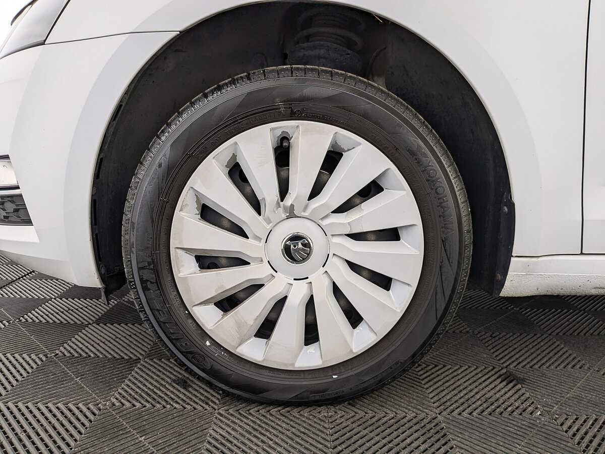Skoda Octavia 2019 года с пробегом. Фото: #11