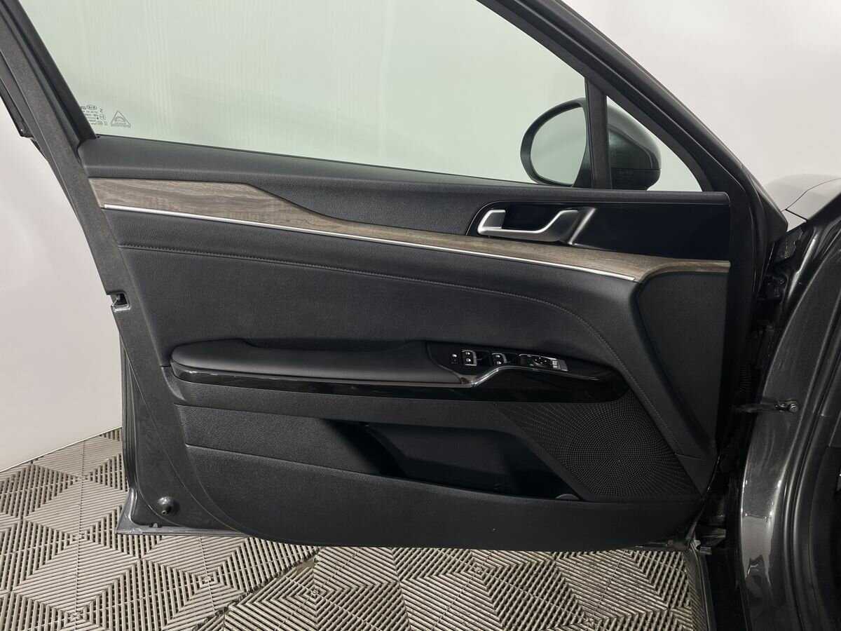 Kia K5 2021 года с пробегом. Фото: #6