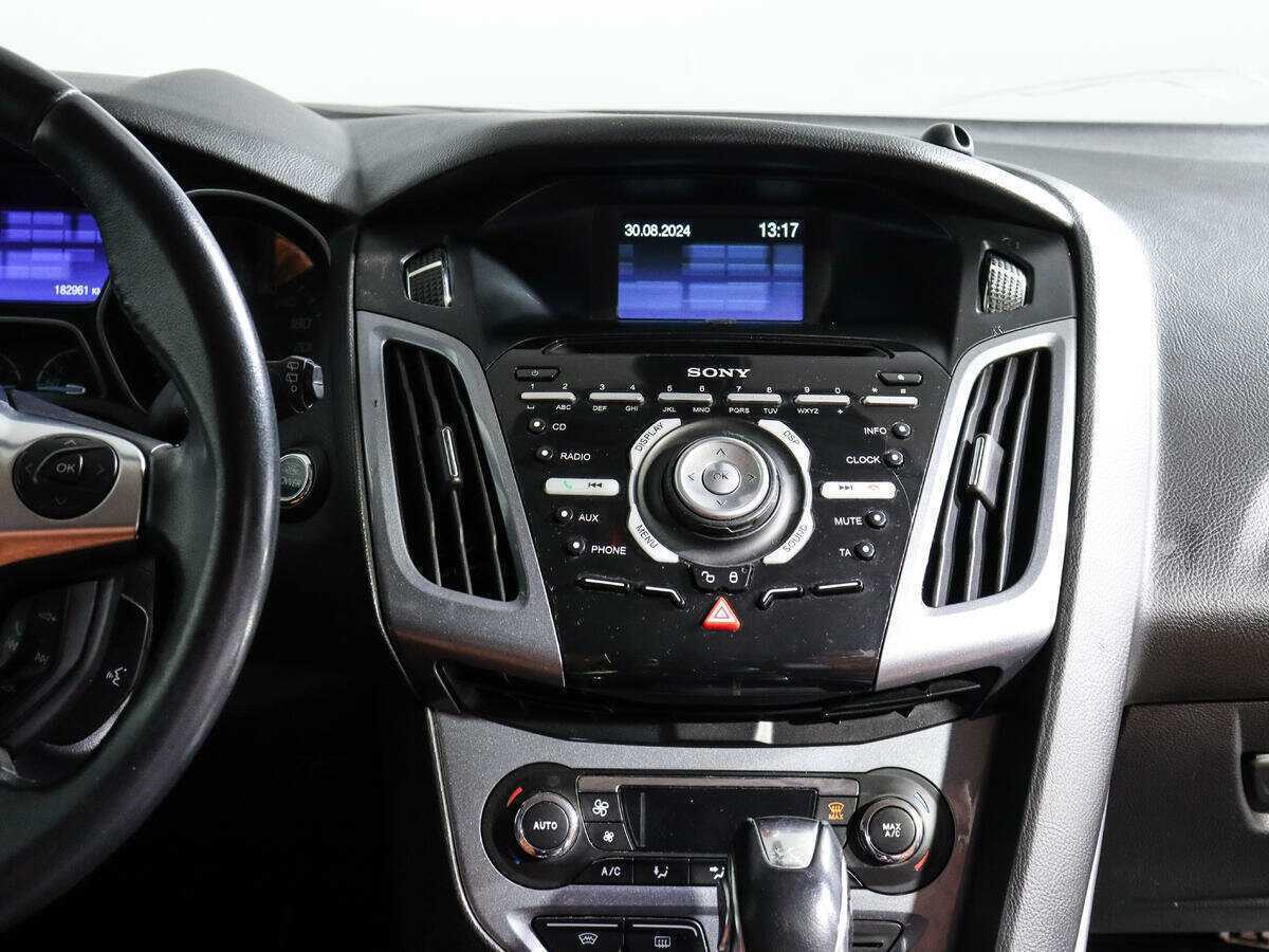 Ford Focus 2012 года с пробегом. Фото: #12