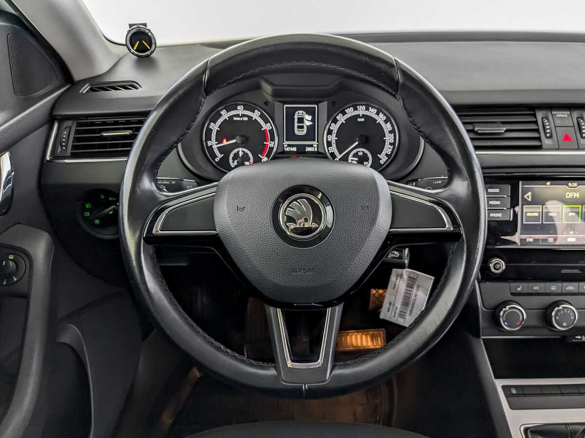 Skoda Octavia 2019 года с пробегом. Фото: #19