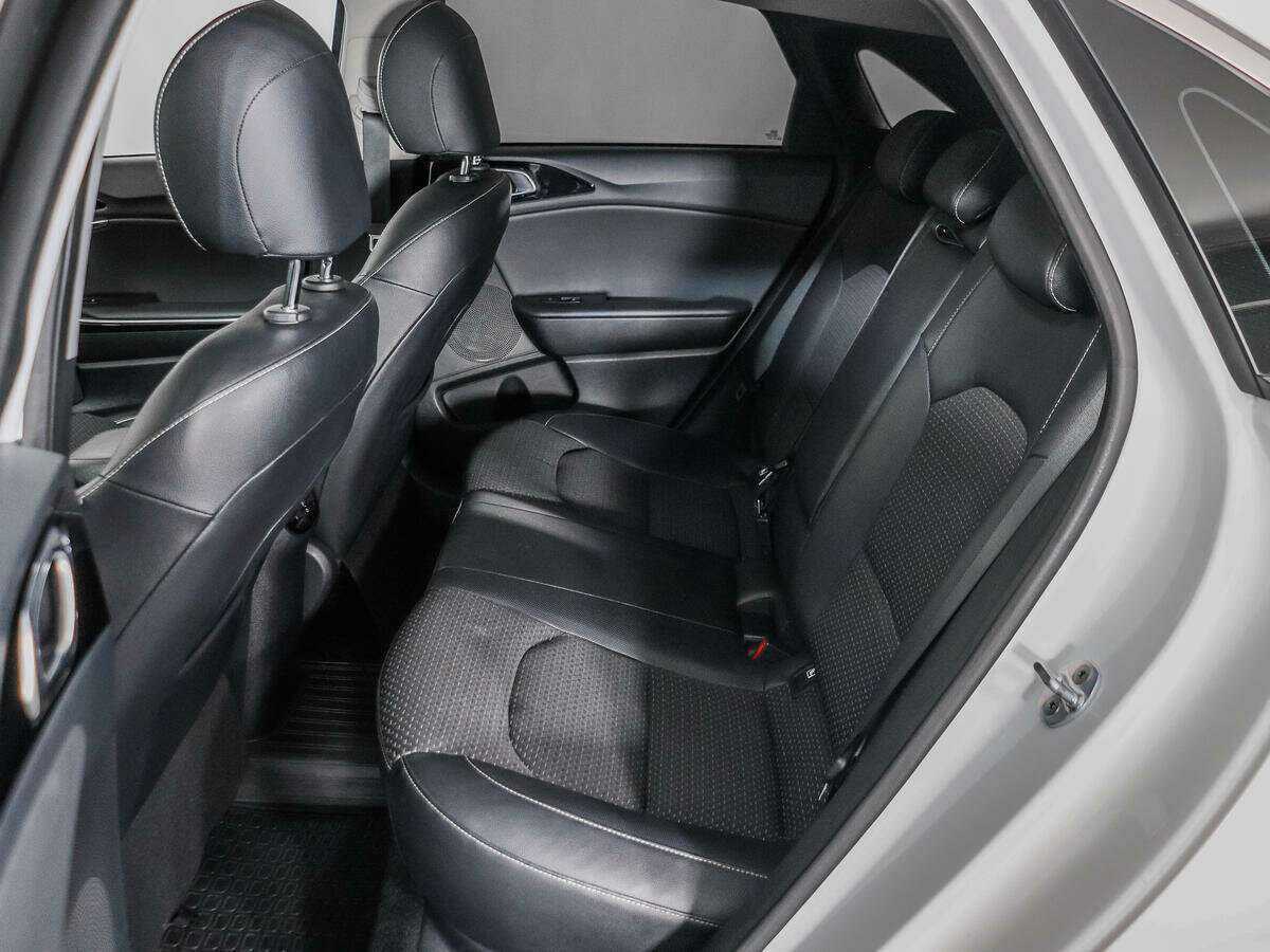 Kia Ceed 2018 года с пробегом. Фото: #12