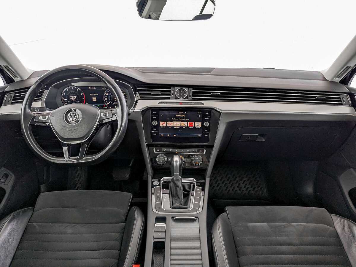 Volkswagen Passat 2017 года с пробегом. Фото: #13